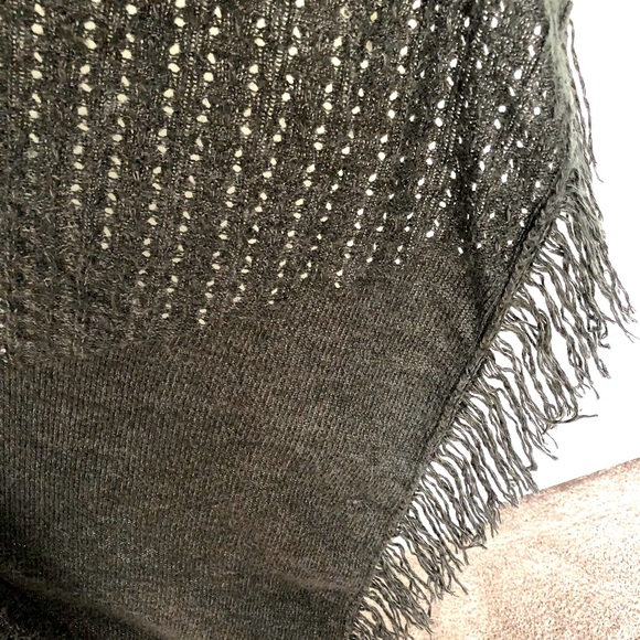 Long Sleeve Poncho/Cape-Like Charcoal Grey Cardigan Sweater - Large - Picture 3 of 13